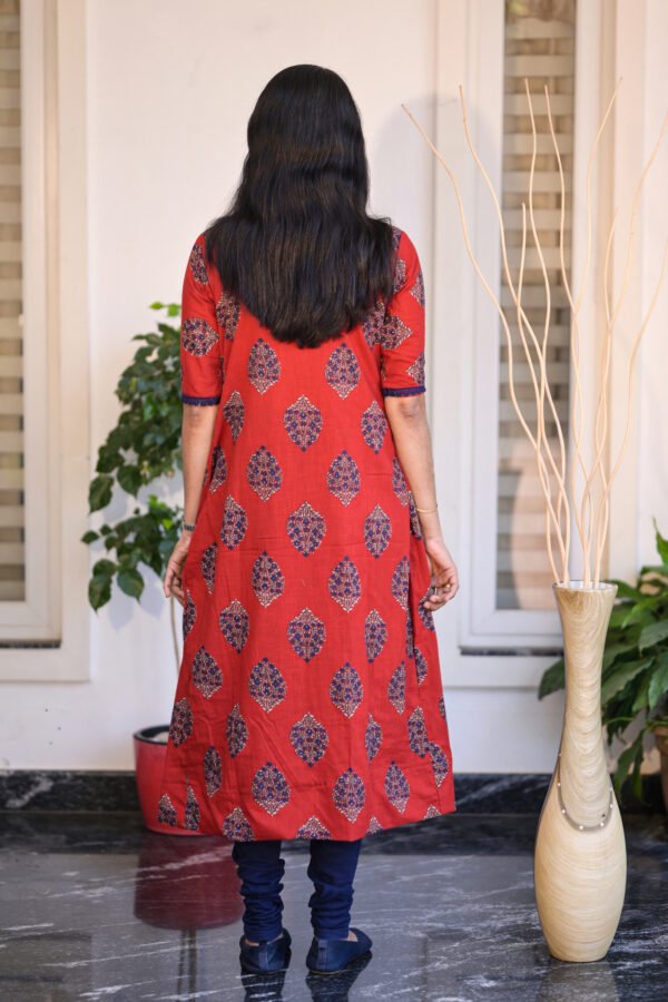 BIN_3410.JPG Red Kurti